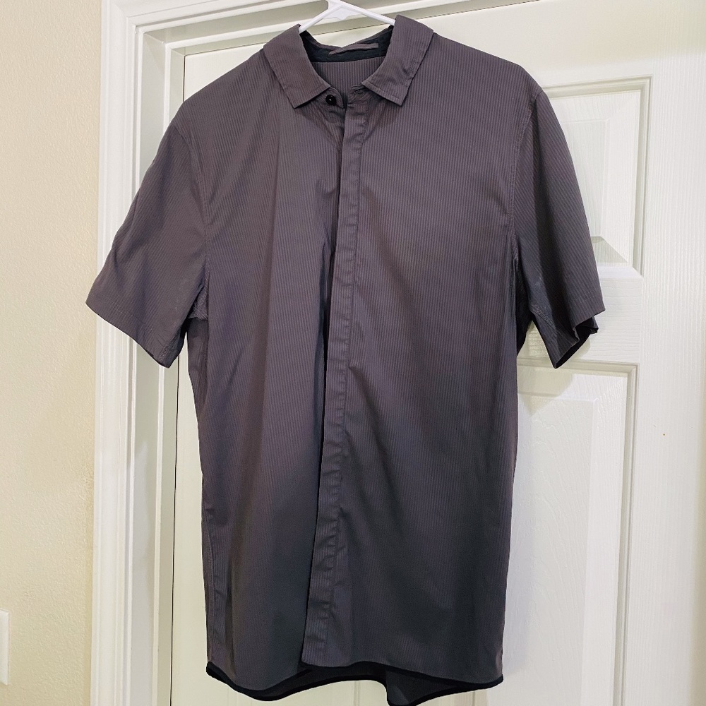 Lululemon Men's Shirt